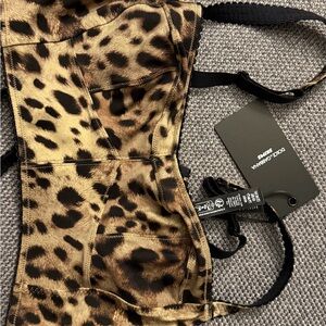 Dolce & Gabbana Leopard Print Crop Top